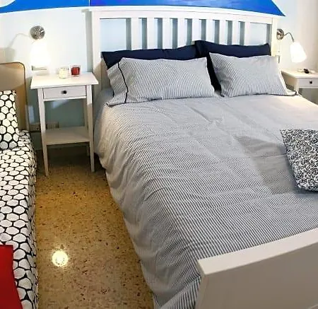Caronte Oda ve Kahvaltı 3*